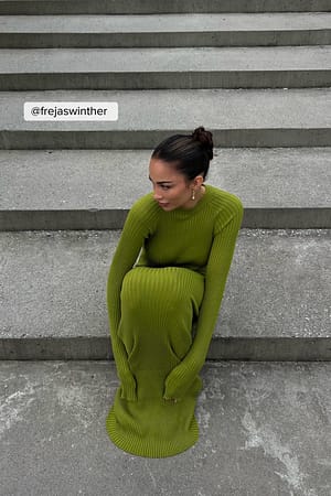 Green Knitted Ribbed Maxi Dress