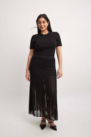 Black Knitted Maxi Skirt