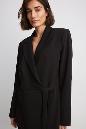 Black Marked Waist Blazer