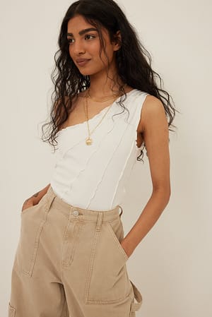 Offwhite One Shoulder Seam Rib Top