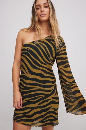 Zebra One Sleeve Plissé Mini Dress