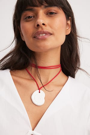 White/Red Shell Charm Necklace