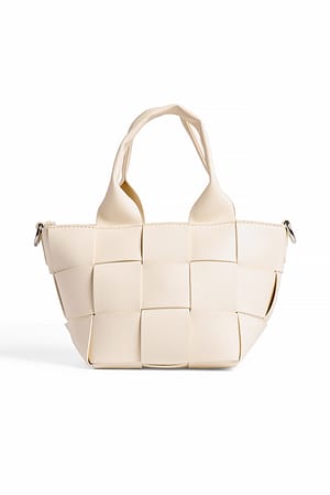 White Small Woven Bucket Bag