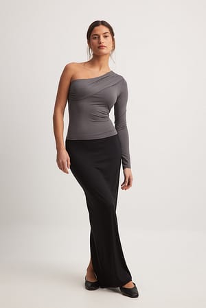 Black Soft Line Fitted Maxi Skirt