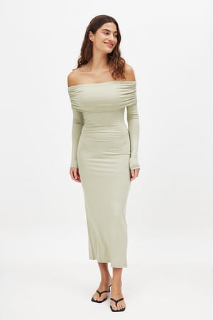 Light Green Soft Line Midi Dress