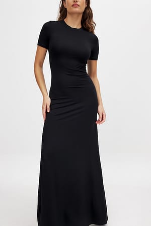 Black Soft Line T-shirt Maxi Dress