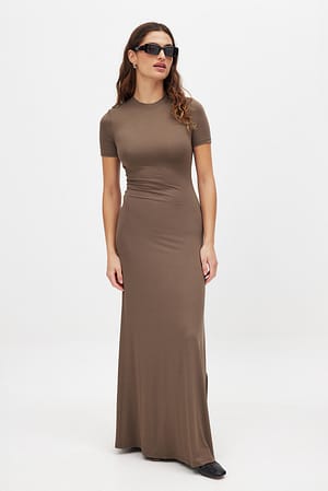 Brown Soft Line T-shirt Maxi Dress