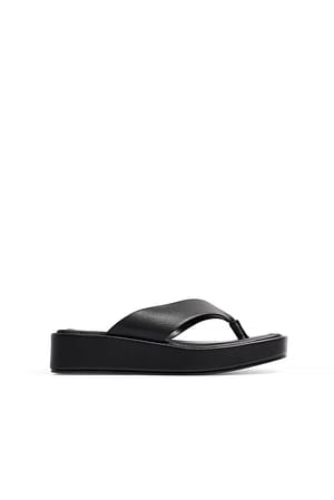 Black Toe Strap Flatform Slippers