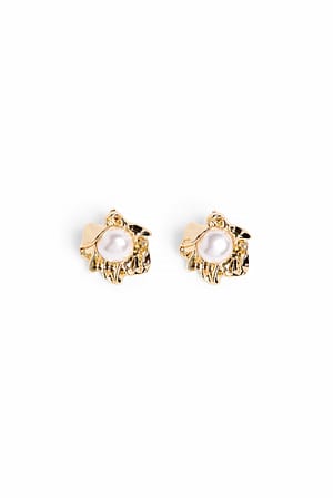 Gold Wave Pearl Earrings