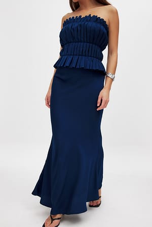 Dark Navy Woven Mid Waist Maxi Skirt